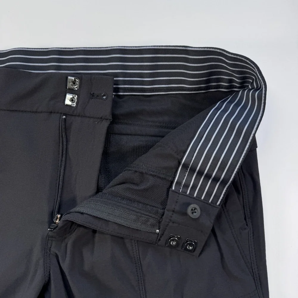 ATHLETA Cargo Pocket Joggers Tapered Ankle Womens 4 28.5" Inseam Black Stretch - Picture 3 of 14